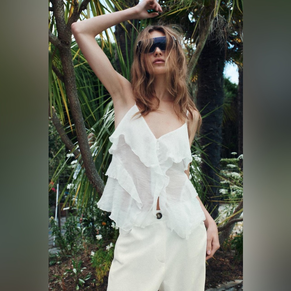 V-NECK TOP WITH THIN STRAPS RUFFLE DETAIL - Picture 3 of 3